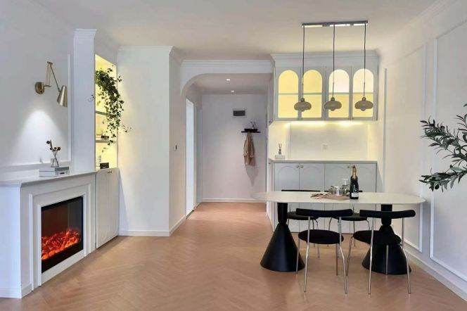 Newly Renovated Elevator 2Br/2Lr/1Bt Close to L3/4/10 Hongqiao Rd Station 