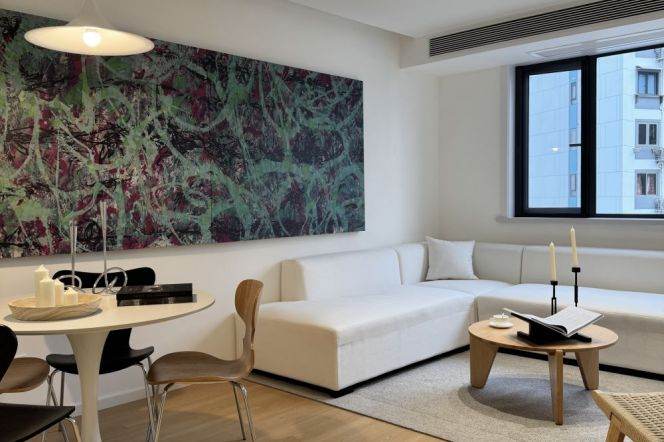 Newly renovated 1BR Apt | Songyuan rd & Hongqiao rd Mt L3/4/10 | Central AC + Elevator