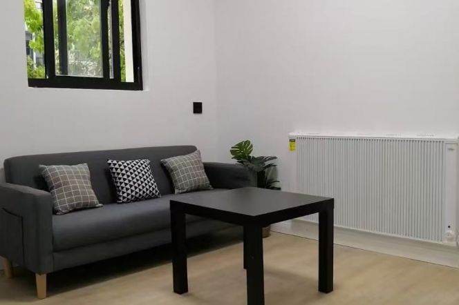 Jiaotong University 1BR apartment