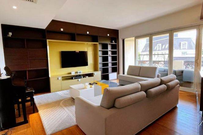 modern 3brs floor heating open balcony in central Xuhui near IAPM line 1,10,12