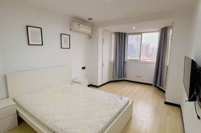 Elevator 1br@zhongshan park sta 5.9k