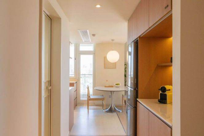 1b1b service apt in Xuhui District Near Jiashan Rd Station (Line 9/12)