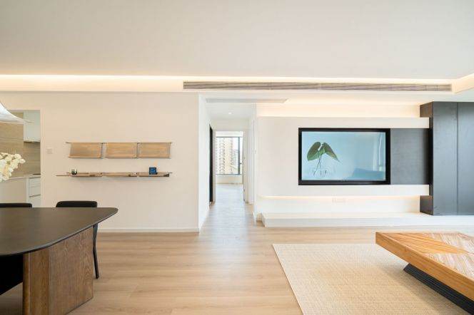 Morden 160sqm 3brs2baths in huangpu area