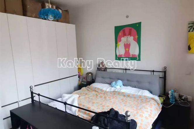 Very spacious 1 BR APT High ceiling Xintiandi 9.8k