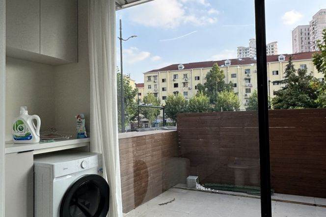 Modern 2Br + terrace | Hongqiao rd metro L3/4/10 | Central AC 11.5K