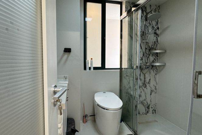 Greeny 2BR Apt + Balcony | French windows | Zhongshan Park Mt L2/3/4 