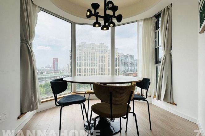 Garden Compound/Zhongshan Park/Suzhou Creek View/Open Balcony/Bathtub/Large Storages/Cozy3br2bt