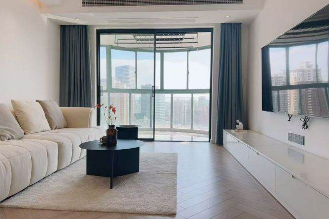 Lovely 2bedrooms elevator Apt +floor heating +central AC@L2/4Zhongshan Park