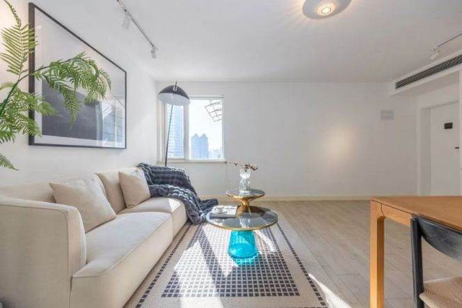 High-ending Renovated 2Br Xintiandi 