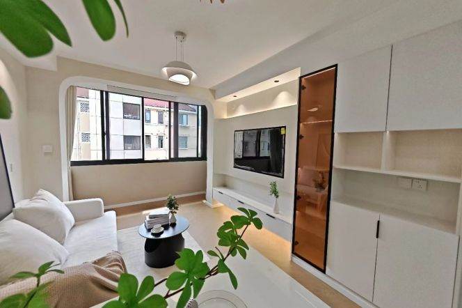 Brand New 1Br/ 65sqm/ Hongqiao Rd  Sta M10/3/4/5F /CAC