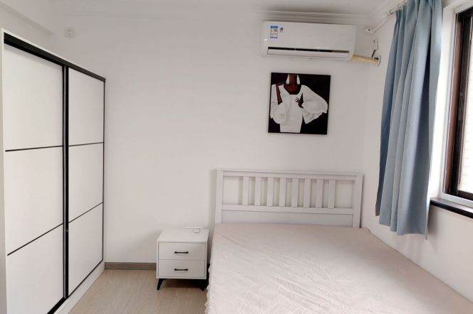 Shared Apt Cozy Room With Nice View 27 Floor West Nanjing Road