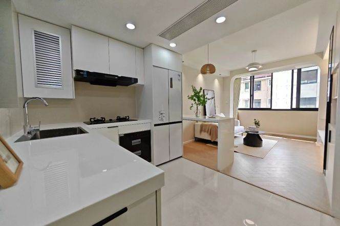 Brand New 1Br/ 65sqm/ Hongqiao Rd  Sta M10/3/4/5F /CAC