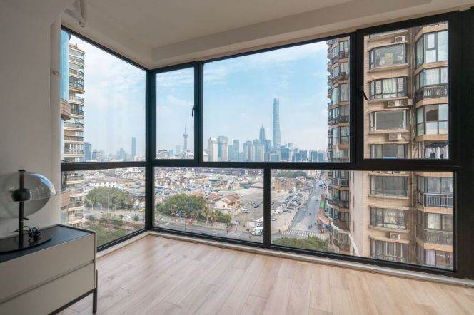 Beautiful 2Br near BFC,Bund,floor heating,big balcony,nice view