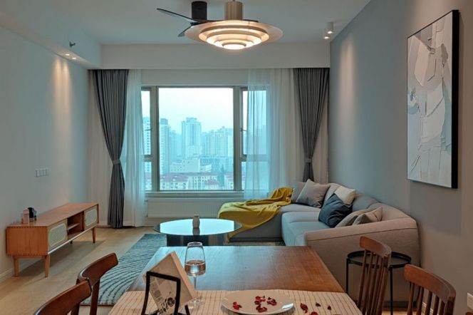 Elevator 3beds near Line 10/11 Jiaotong University St.