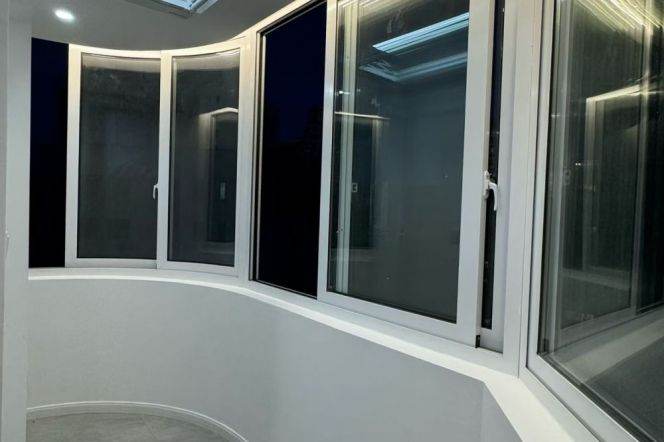 1 Large Br with Walking closet, 90 sqm, Dingxi/Xuanhua rd @ Zhongshan Park L2,3&4