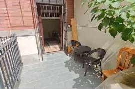 High-ceiling 1BR duplex / lovely yard / South Shaaxi rd