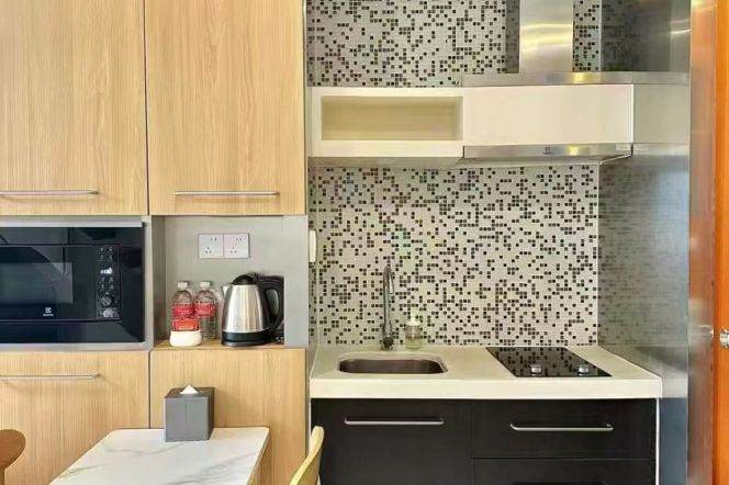 Loft one bedroom service apt 2mins to Langao Rd,free for gym & Wifi