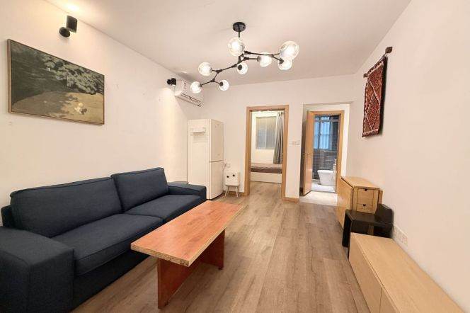 Valuable 2BR with Garden Near Jiaotong University 9.8K