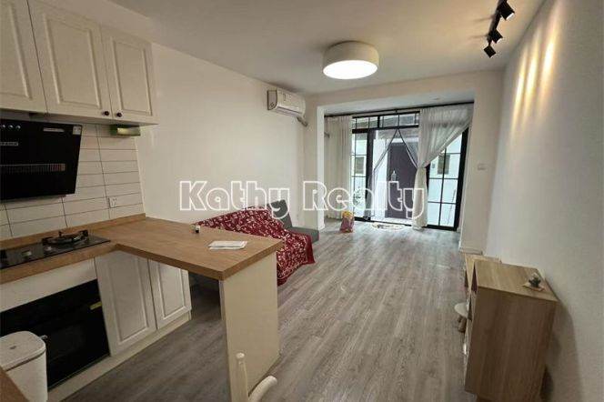 Floor heating 2BR APT Yard Changle Rd Shanxi Rd 10k