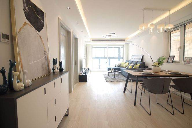 modern big 2brs great view floor heating beside IAPM line 1,10,12 