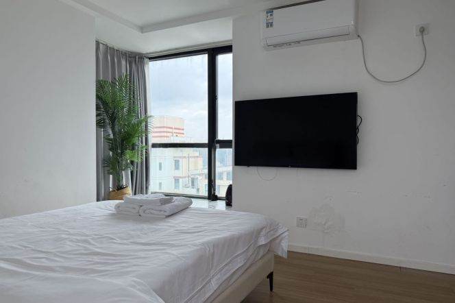 Big terrace 2BR 1BA / High floor /Great compound  /Good view