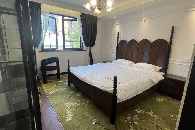 Unique Old House Serviced Apt Next to Jing'an Temple