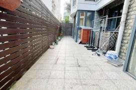 3Brs+2Bths+Yard L10/15