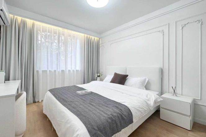 Hongqiao Rd Station 2Br with Terrace Line3/4/10