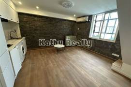 Brand new Renovation Duplex 1BR Yueyang Rd 7k