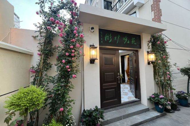 Unique Old House Serviced Apt Next to Jing'an Temple