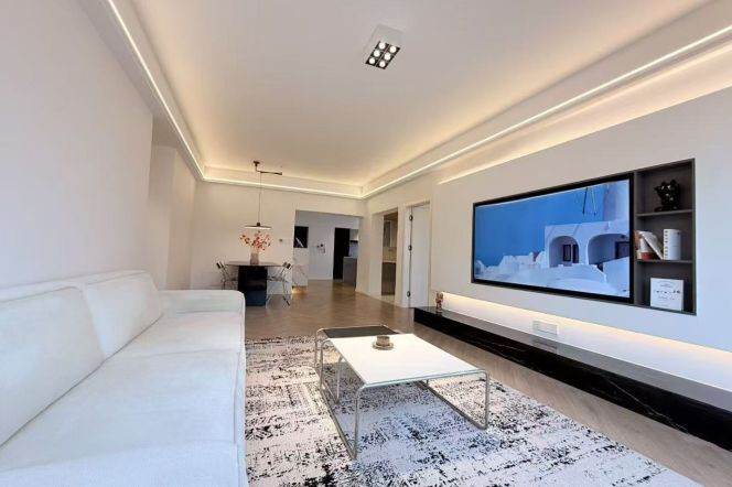 modern 3br floor heating big living room modern furniture in Zhong shan park Raffles city 