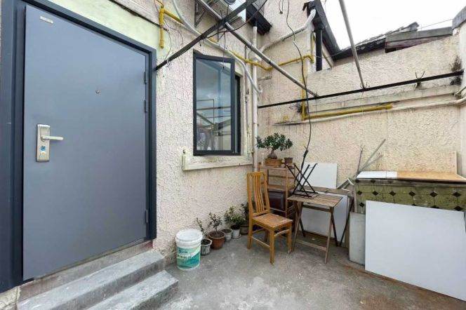 Hanzhong Rd Station 2Br with Terrace Line1/12/13