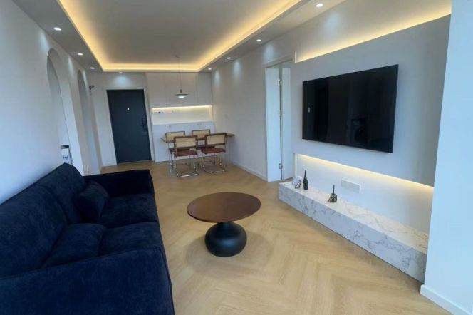 modern 2brs floor heating modern furniture nice view near Jing an temple only 15K