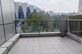 Cozy 1 br with terrace in New Bund ,near NYU shanghai + Wellington Shanghai.L6/8/11