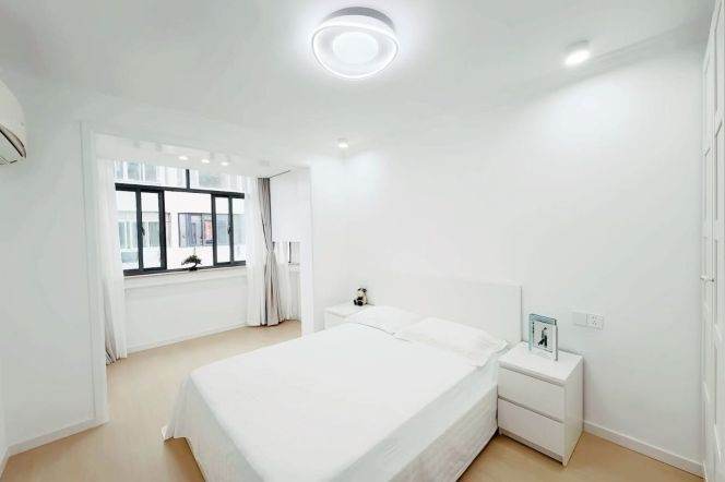 Caoyang rd 2BR 1LR@L11/14/3/4,double south/elevator/brand furniture