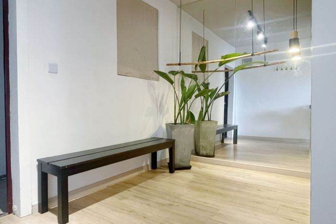 zhongshan park station one bedroom