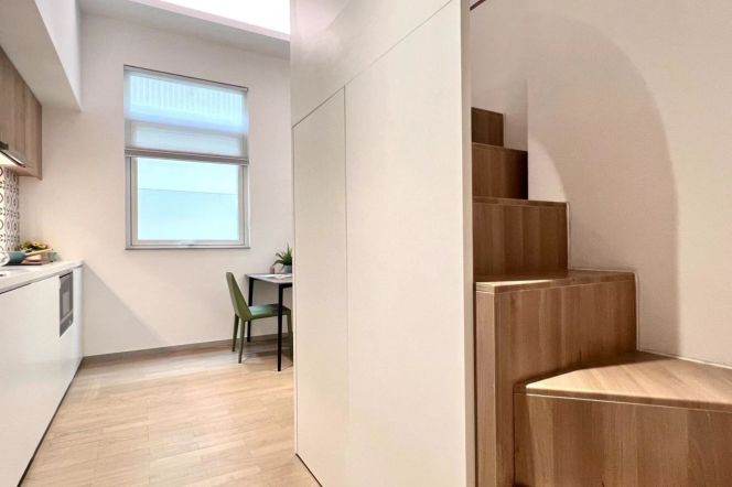 1BR loft near line 3 Cao'xi Rd metro and Dong'hua Uni can long and short term lease