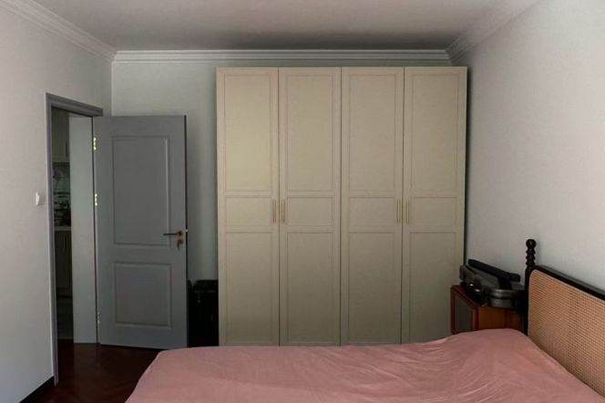 Sun-Drenched 1BR with Premium Views | Top Brand Appliances & South-Facing | 13,000 RMB/Month