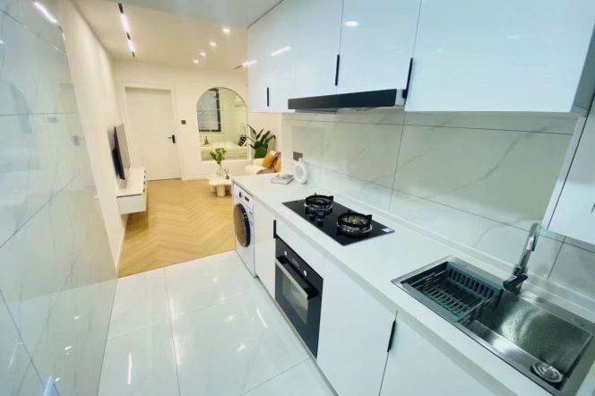 Furnished 1br w/ central AC-Zhongshan Park