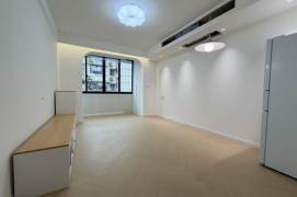 1Br,Good Lighting,Near Zhongshan Park station，Line 2