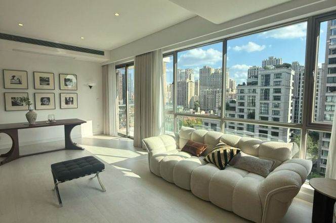 Top duplex/big terrace/5brs/450sqm/Xujiahui/line1&9