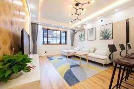 Dapu Bridge/ Tianzifang 2bedroom apt with large terrace; L9/12