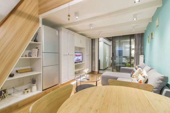 Duplex Garden Villa on Xinhua Road | 1+1BR with Wall Heating | 7,100 RMB/Month