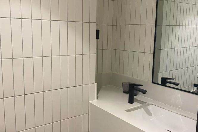 1 Large Studio convenient to Fu'dan and Tong'ji Uni can long and short term lease