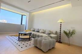 Good view+spacious 2br 2lr/wall heating/3mins walk to Changping rd@L7