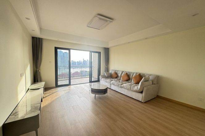 modern 3brs floor heating open balcony nice view beside Huang pu river IFC 33K
