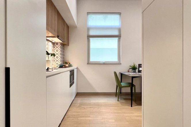 1BR loft near line 3 Cao'xi Rd metro and Dong'hua Uni can long and short term lease