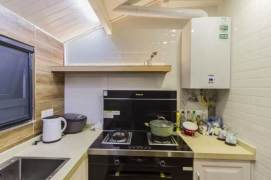 Duplex Garden Villa on Xinhua Road | 1+1BR with Wall Heating | 7,100 RMB/Month