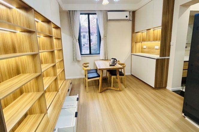 Valuable/Character Wulumuqi/Yongjia Rd Gardenhouse 2BR 10.8K   
