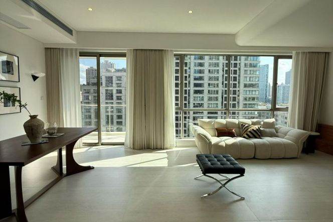 Top duplex/big terrace/5brs/450sqm/Xujiahui/line1&9